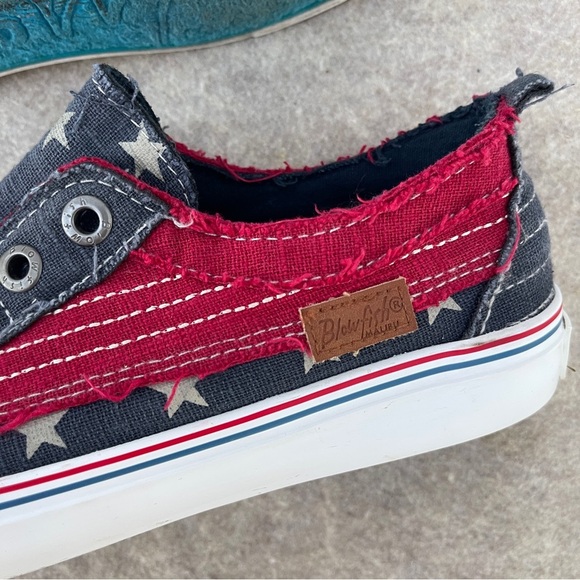 Blowfish Malibu Blue Red Stars American Linen Slip On Comfort Sneakers size 7.5 - Picture 5 of 13
